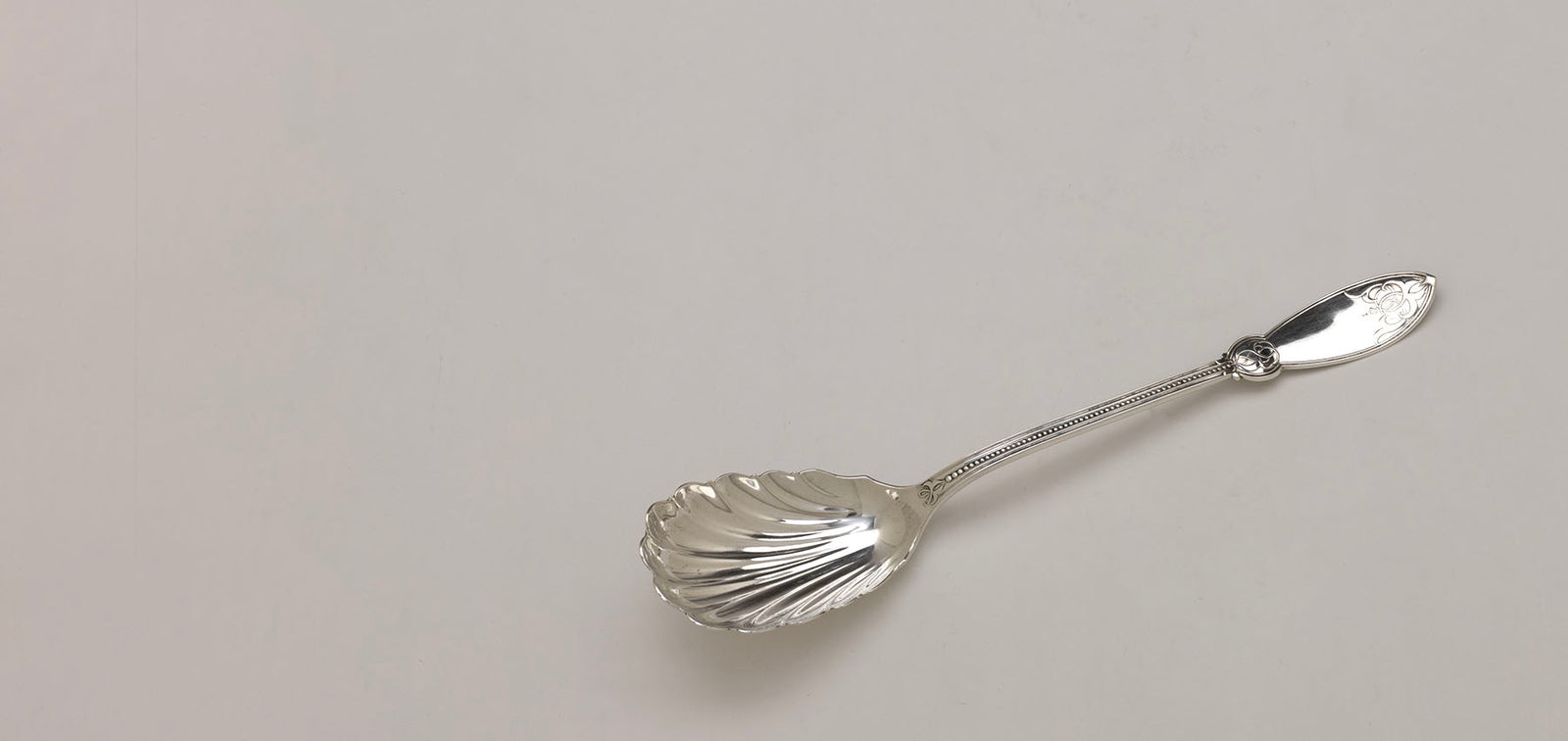 Henry Hebbard/ Tiffany & Co. Antique Coin Silver 'Oriental' Pattern Platter Spoon, NYC, NY, c. 1855