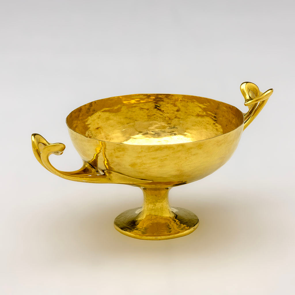 Marcus &amp; Co. Handwrought Arts &amp; Crafts 18 Karat Gold 2-handled Cup, New York City, NY, c. 1917