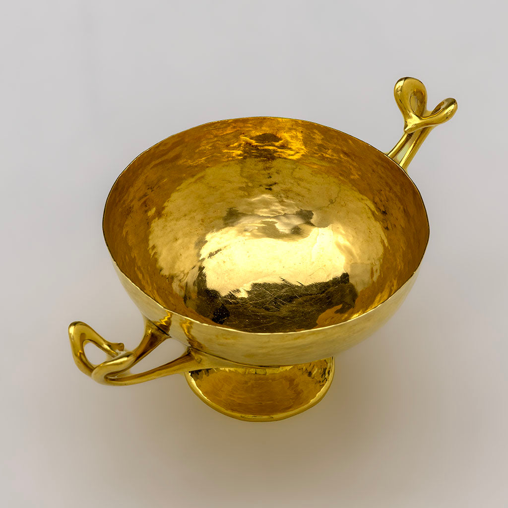 Marcus &amp; Co. Handwrought Arts &amp; Crafts 18 Karat Gold 2-handled Cup, New York City, NY, c. 1917