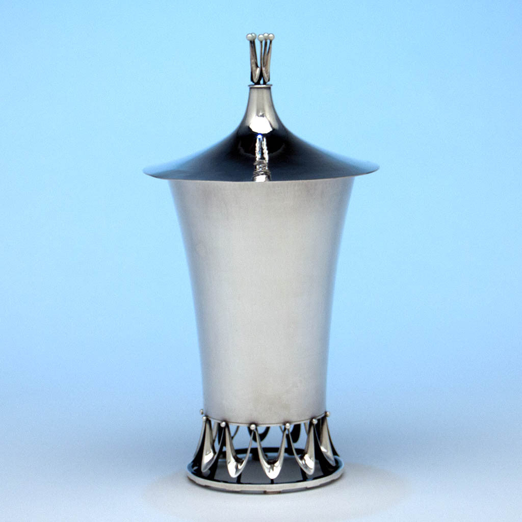 Reverse of Harold Schremmer Sterling with Pearls New York Yacht Club Commodore&#39;s Cup Yachting Trophy, Southington, Connecticut, 1965