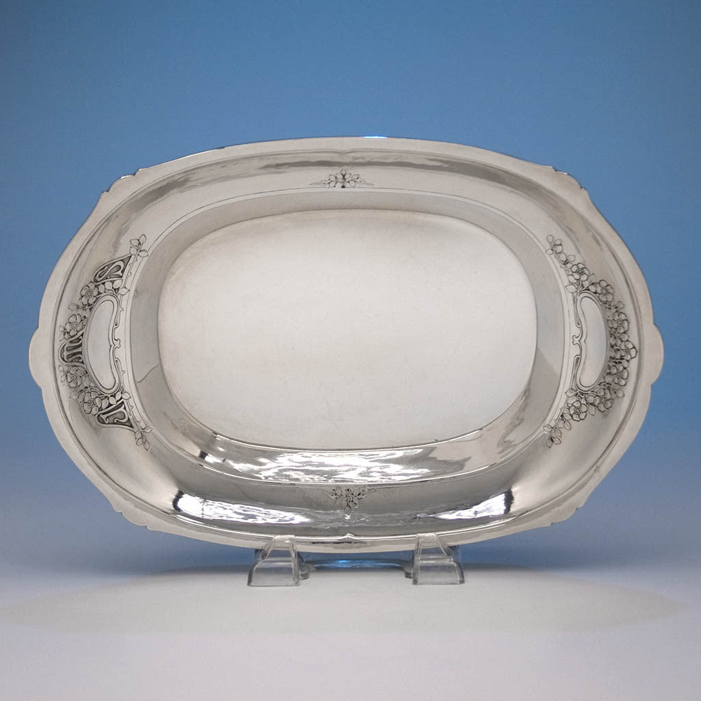 Standing The Julia Marlowe Sothern Sterling Silver Bread Basket by Arthur Stone, Gardner, MA, c. 1915