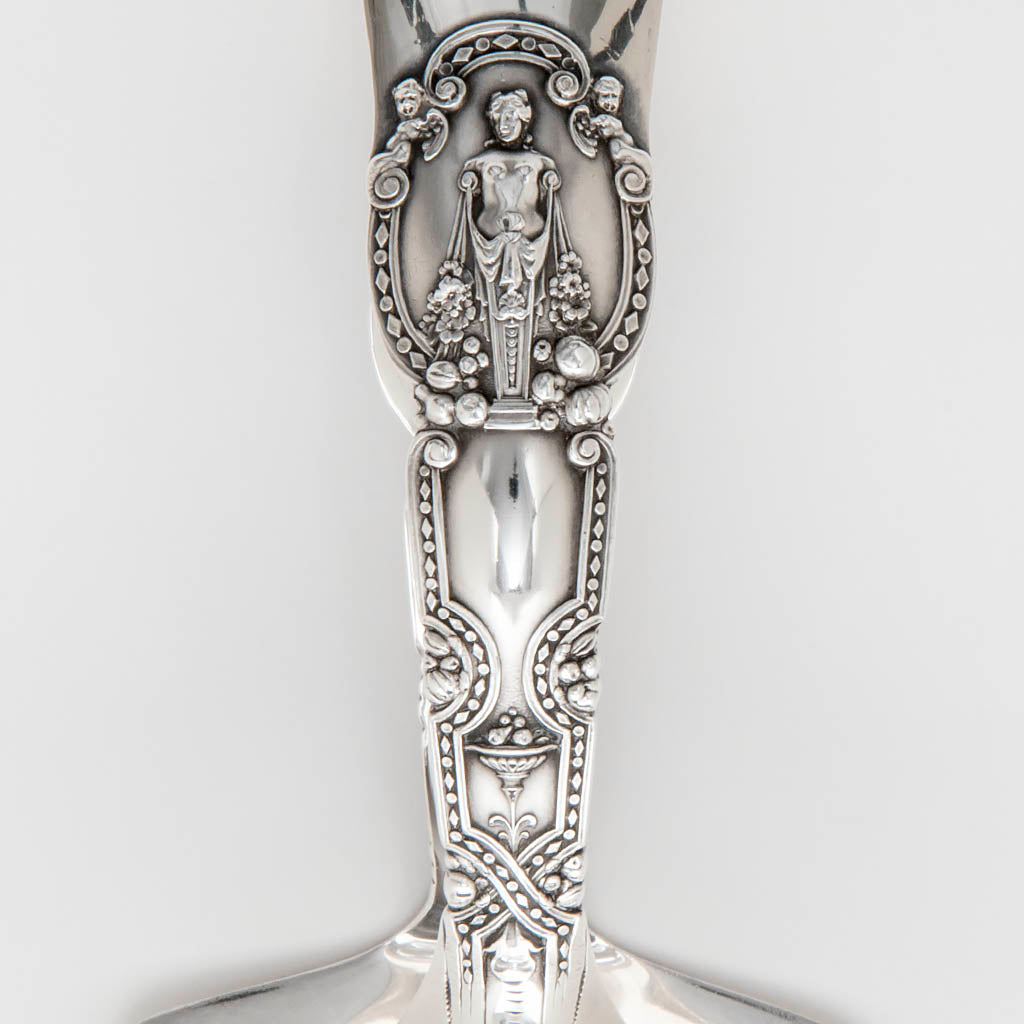 Pattern of the Tiffany &amp;amp; Co &#39;Renaissance&#39; Pattern Antique Sterling Silver Asparagus Tongs, New York, c. 1910