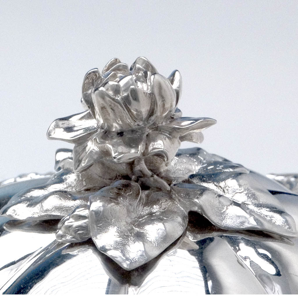 Finial handle to Rebecca Emes &amp; Edward Barnard Pair of English Sterling Silver Muffin or Breakfast Dishes, London, 1827/28, on Antique Sheffield Plate Stands