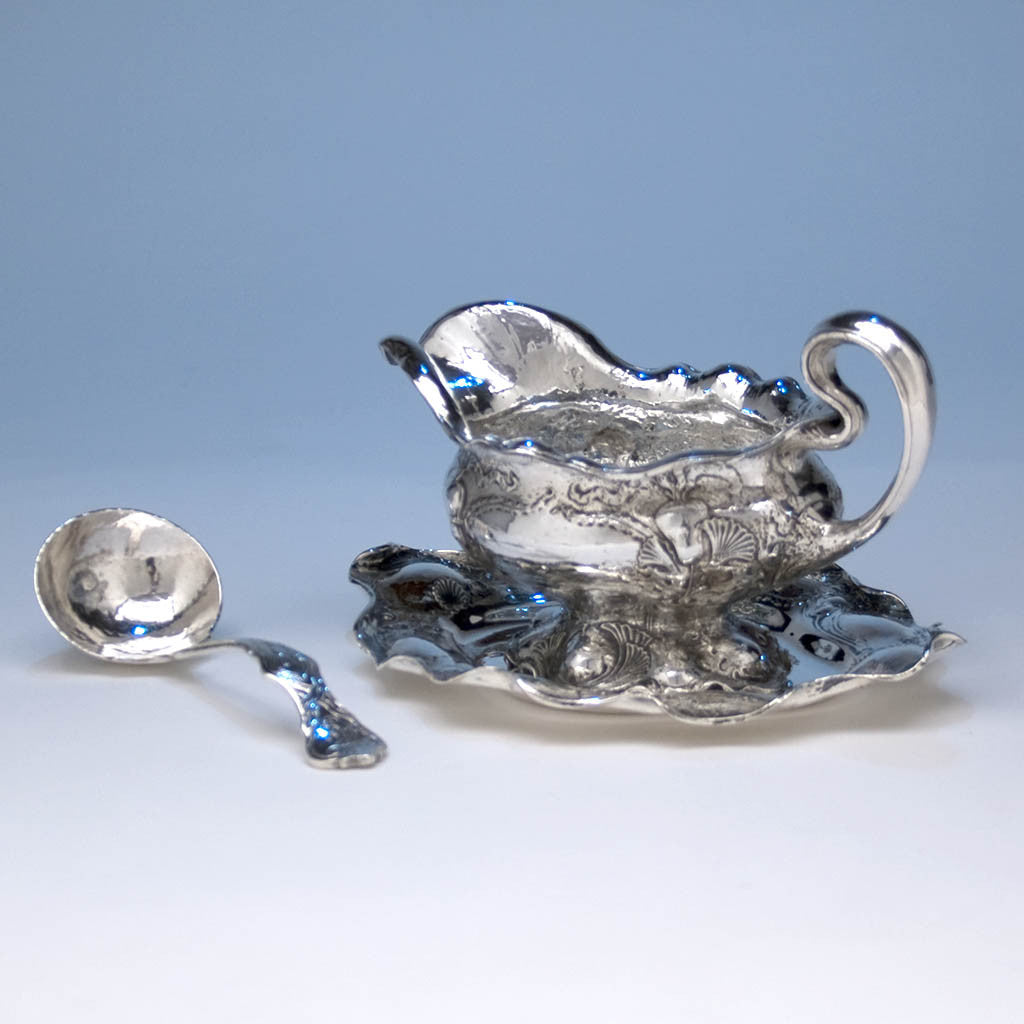 Gorham Martelé Silver Sauce Boat and Tray with Ladle, Providence, RI, 1905