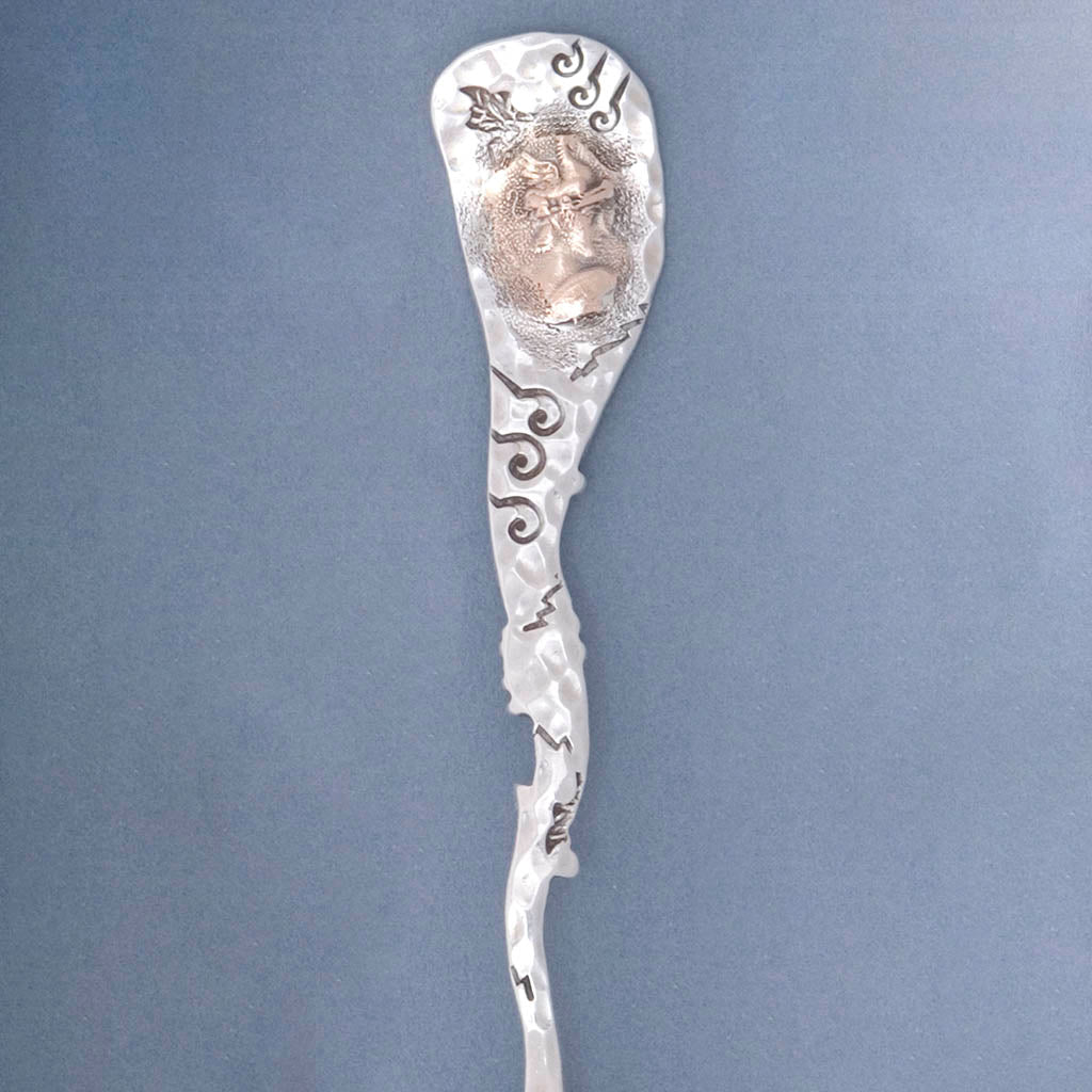 Pattern detail of the Shiebler ‘Homeric’ (Medallion) Pattern Sterling Silver/14k Gold Tea Spoon, c. 1880’s