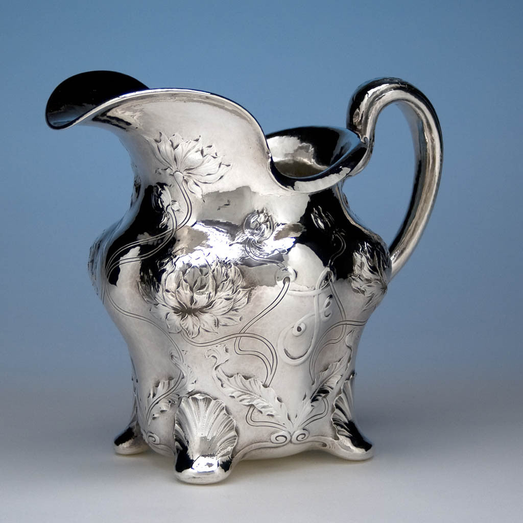 W. J. Braitsch &amp; Co. &#39;Martelé&#39; Art Nouveau Sterling Silver Water Pitcher, c. 1910