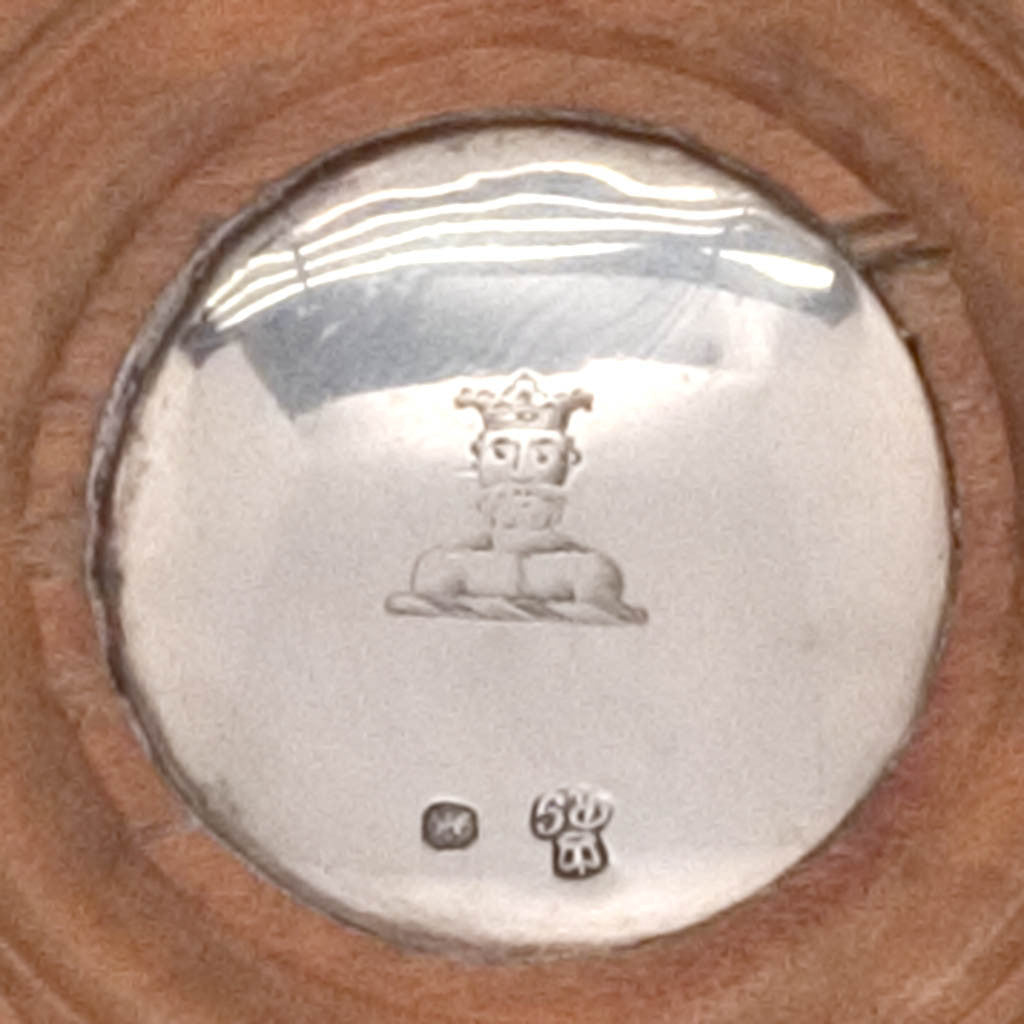 Boss in Robert Garrard (II) George IV English Sterling Silver Wine Coasters, London, 1829/30