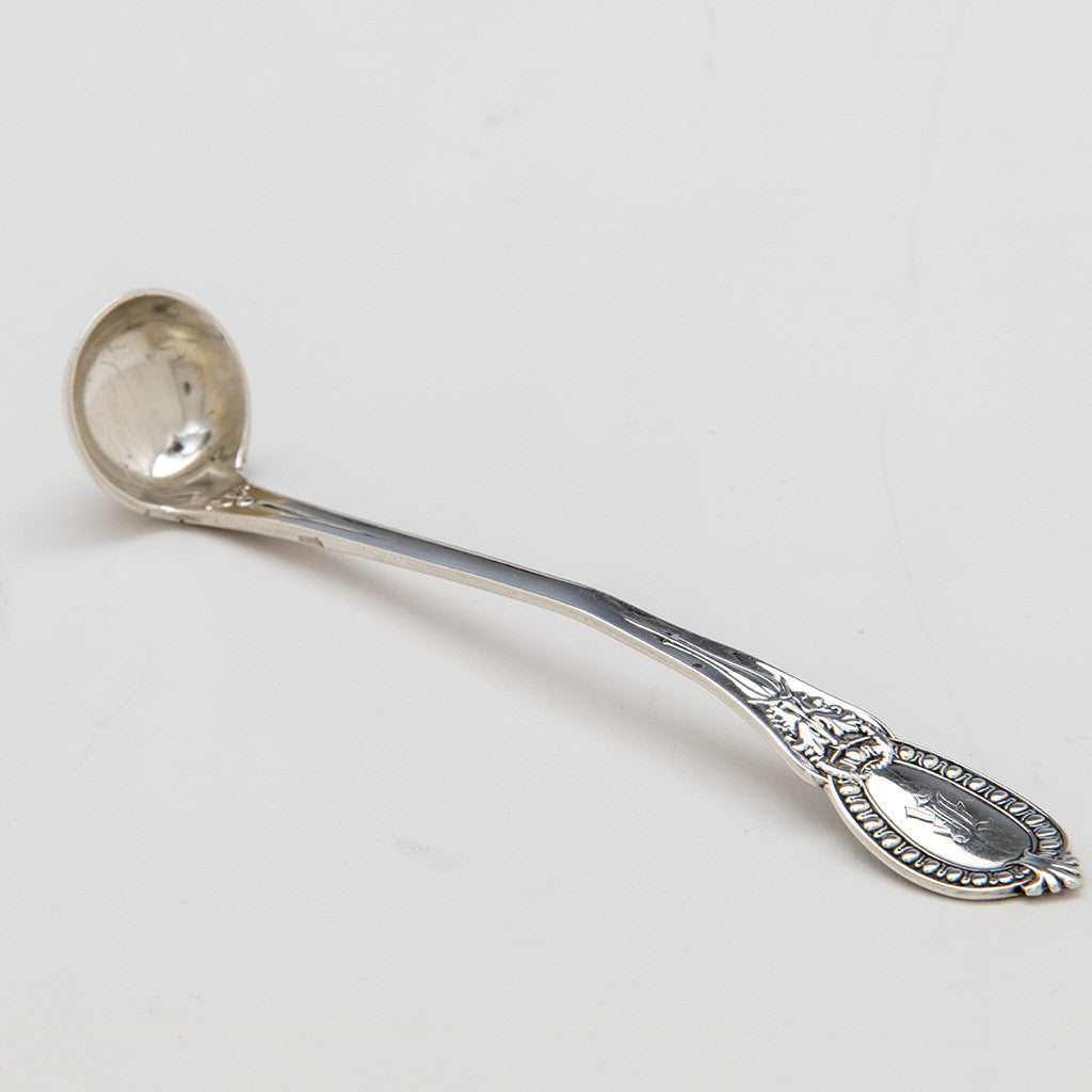 Henry Hebbard Antique Coin Silver &#39;Mask&#39; Pattern Mustard Ladle, New York City, c. 1860