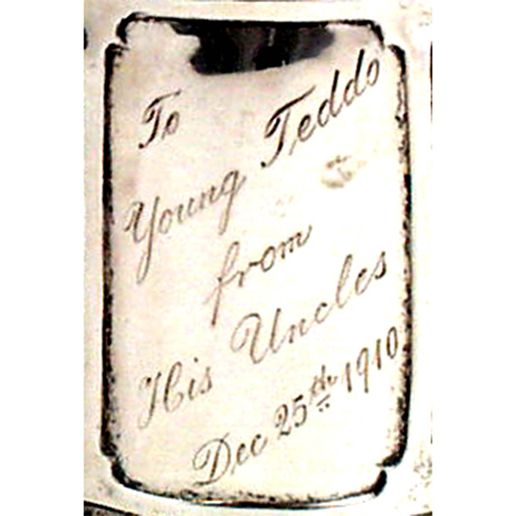 Inscription on Luen Wo Chinese Export Silver Repousse Cup, Shanghai, c. 1910