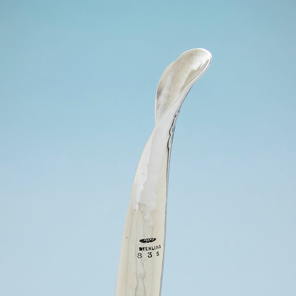 Shiebler &#39;Homeric&#39; or &#39;Medallion&#39; Antique Sterling Silver Shoe Horn, New York City, NY, c. 1880s