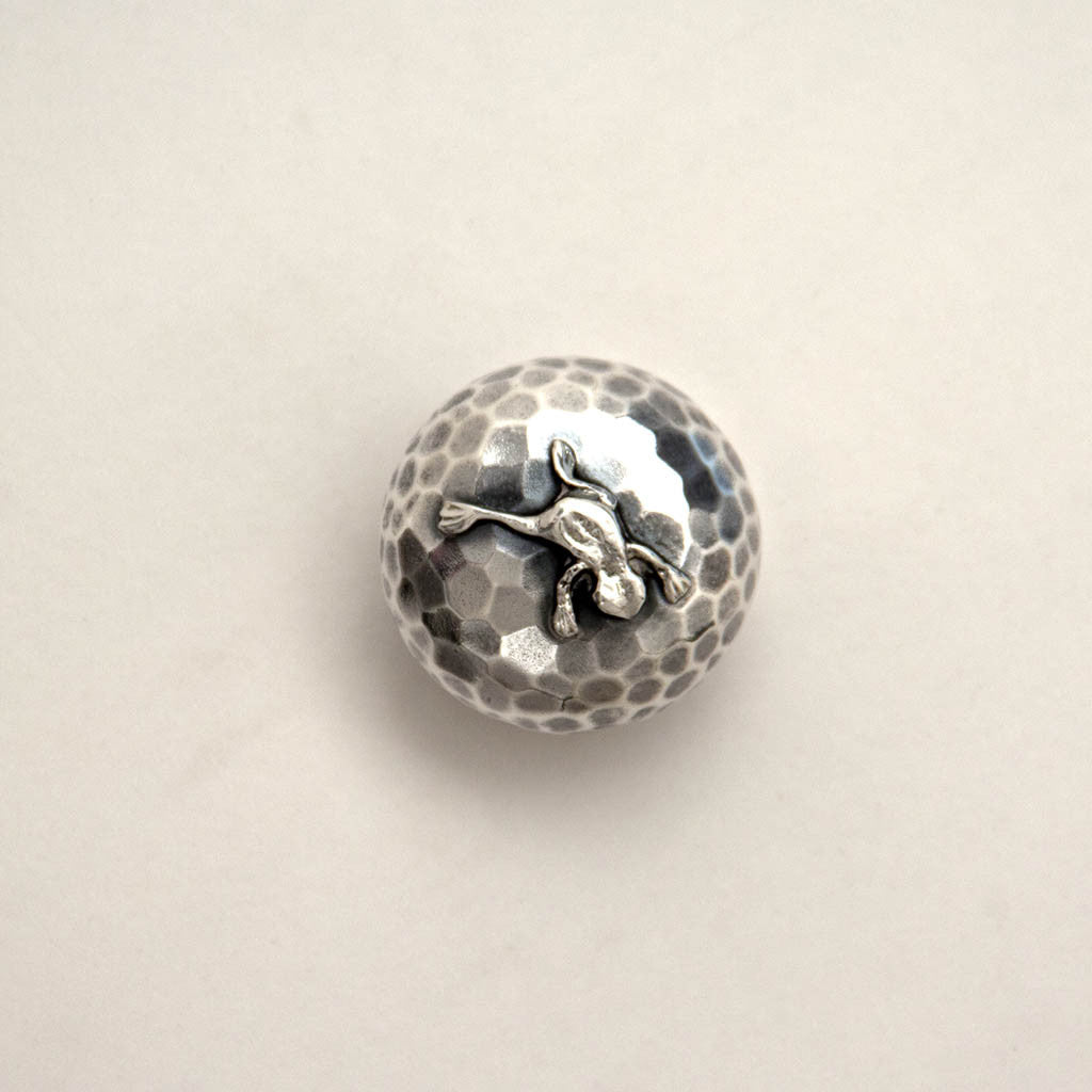 Top of Tiffany &amp; Co Antique Aesthetic Movement Sterling Silver and Cut Glass Flask in the Japanese Taste, New York City, c. 1877