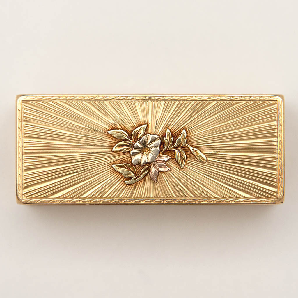 Underside of Pierre Siffait French Louis XV Vari-Color Gold Snuff Box, Paris, 1755