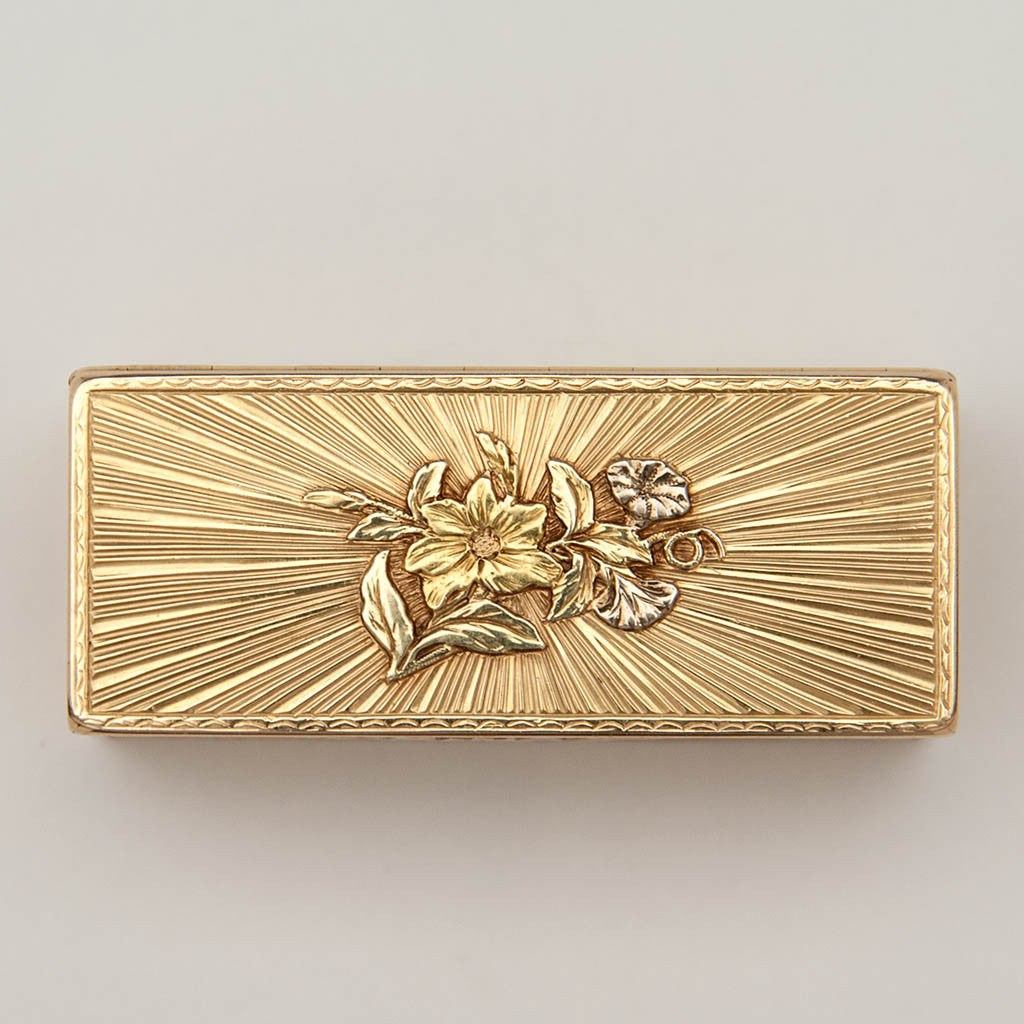 Top of Pierre Siffait French Louis XV Vari-Color Gold Snuff Box, Paris, 1755