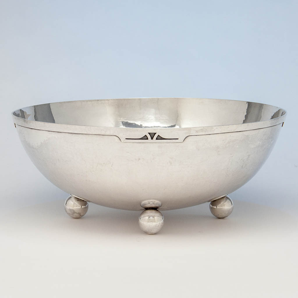 The Kalo Shop Arts & Crafts Sterling Silver Hand Wrought Decorated Large Punch Bowl, Chicago, IL, 1912-16