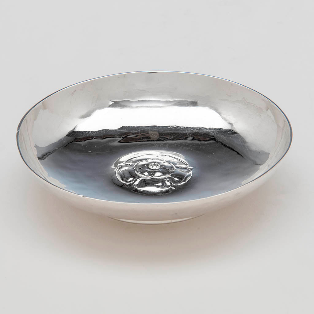 Side of Arthur Stone Arts &amp; Crafts Sterling decorated Dish, Gardner, MA, c. 1920&#39;s