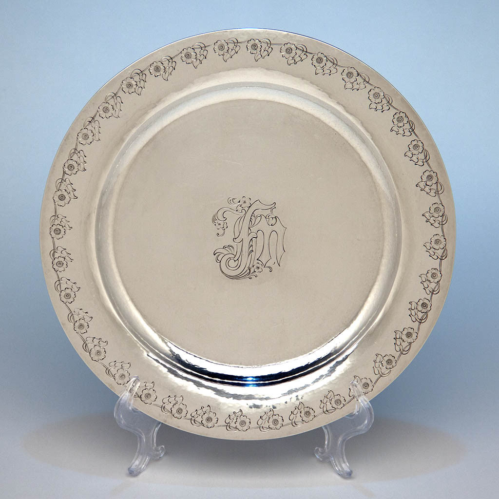 Single of the The Kalo Shop Arts &amp; Crafts Sterling Chased Presentation Service Plates, Chicago, IL, 1915 set of 12