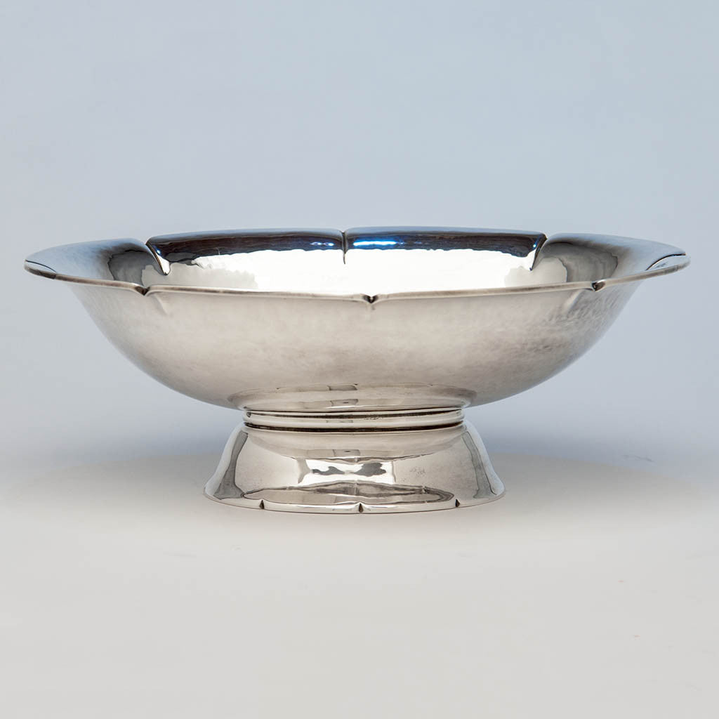 Alan Place Modern Sterling Arts & Crafts Oval Centerpiece Bowl, Amesbury, MA, 1991