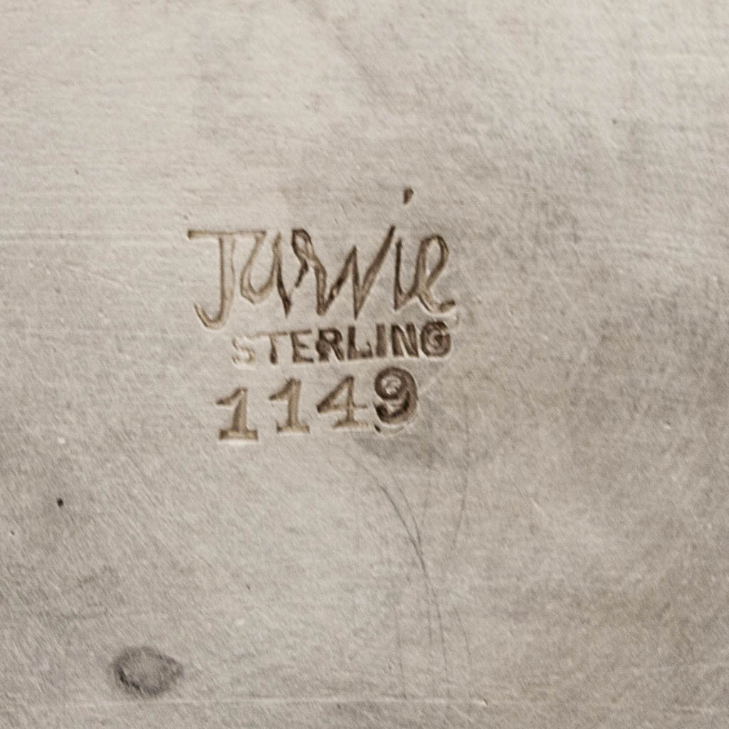 Marks on Robert R. Jarvie Important Sterling Trophy, Chicago, 1913, design attributed to George Elmslie, awarded to Fyvie Baron, International Clydesdale Champion