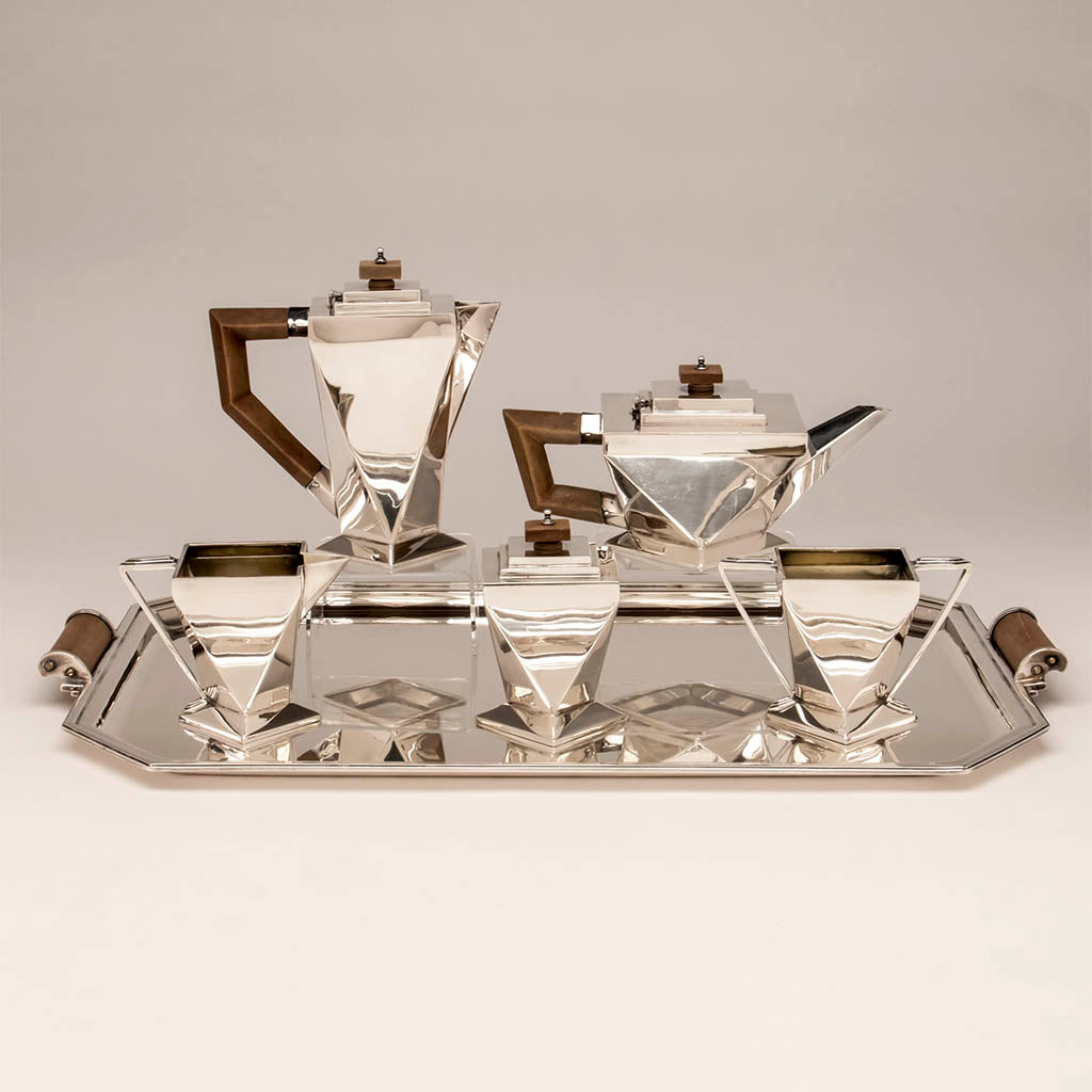 Charles Boyton and Son English Art Deco Sterling Silver Coffee Service on Tray, London, 1932/33, the tray 1933/34