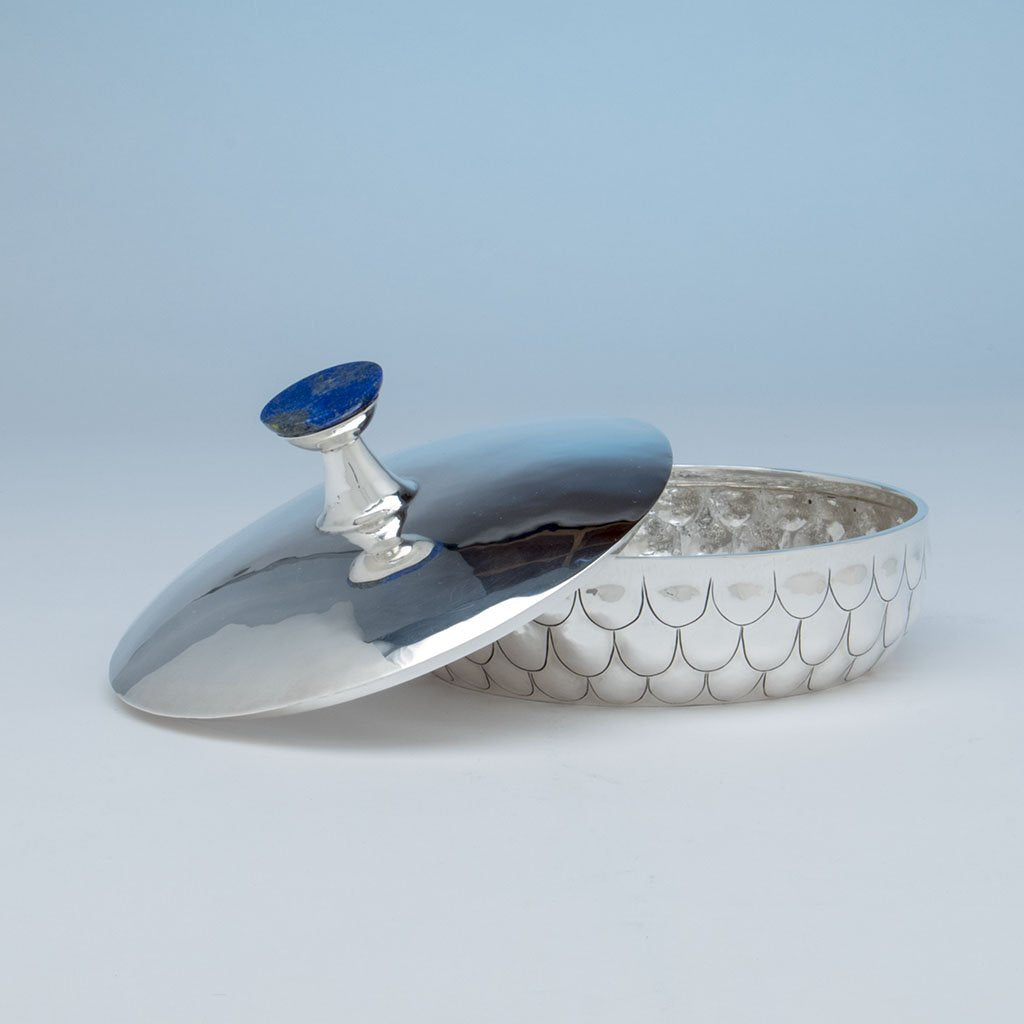 Open view of Henry Petzal Modern Sterling Silver and Lapis Covered Bowl, Shrewsbury, New Jersey, 1980