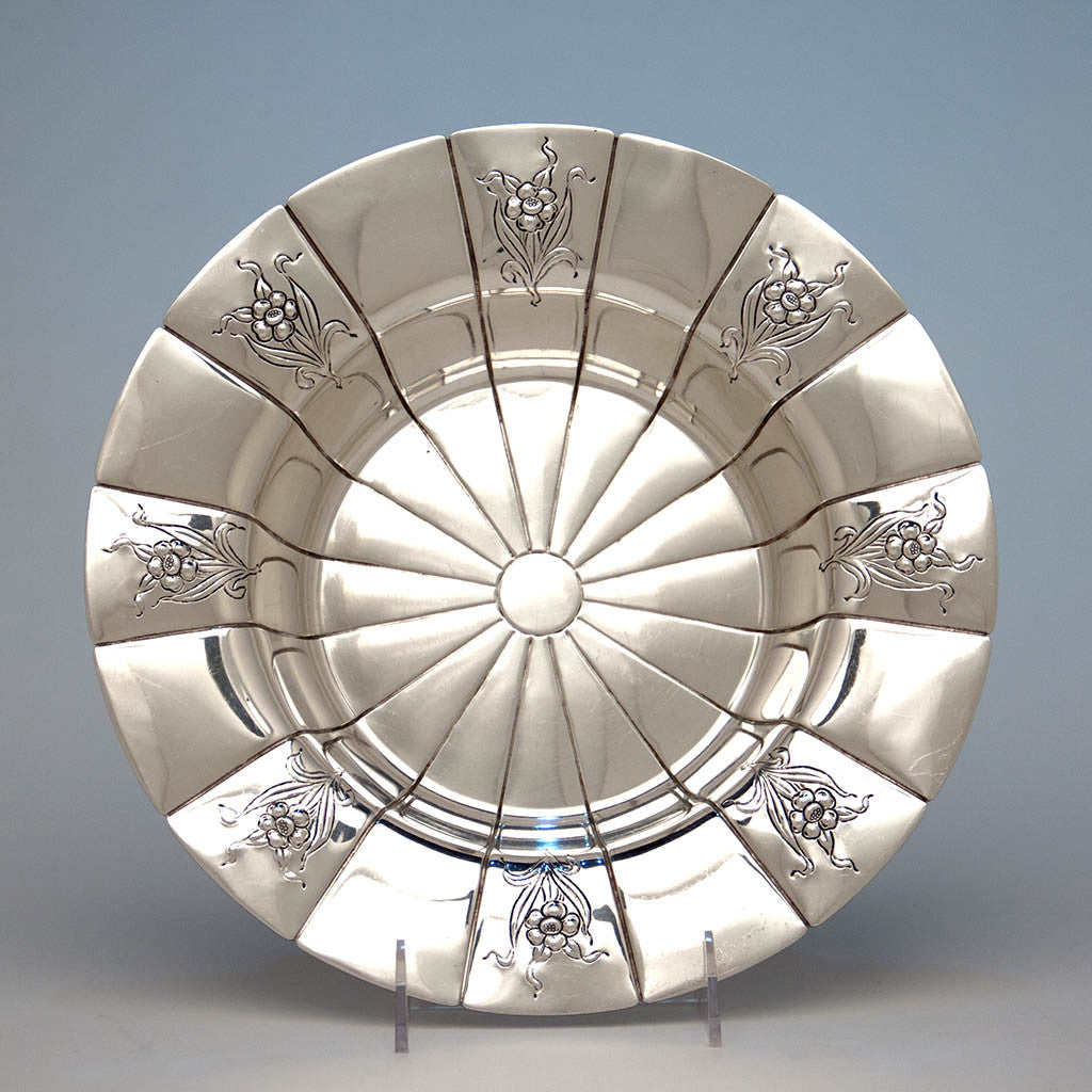 Erik Magnussen Rare Designed for Gorham Art Deco Sterling Silver Centerpiece Bowl, Providence, 1926
