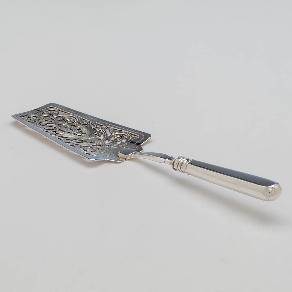 Jorgan Allenius Antique Russian Silver Pastry Server, Astrakhan, 1899-1916