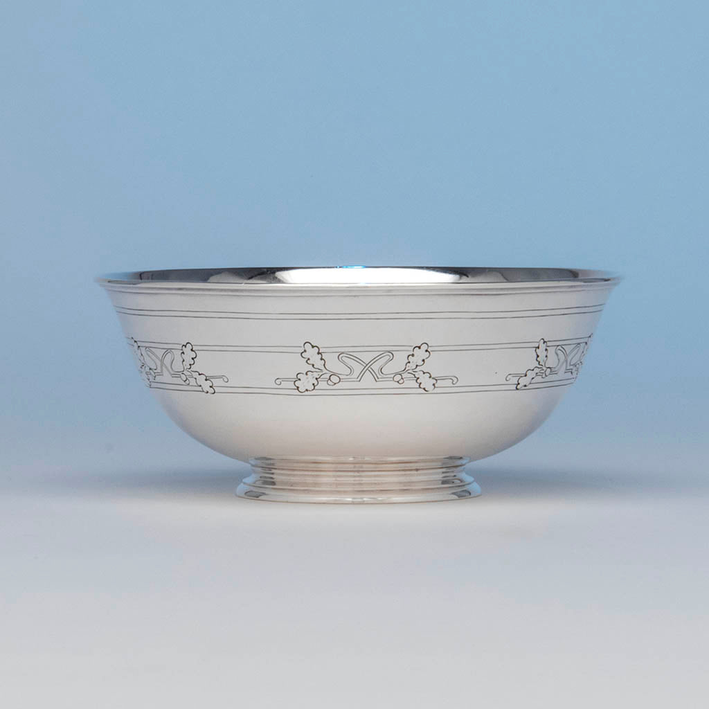 Arthur Stone Arts & Crafts Sterling Silver Acorn Decorated Bowl, Gardner, Massachusetts, 1920-36