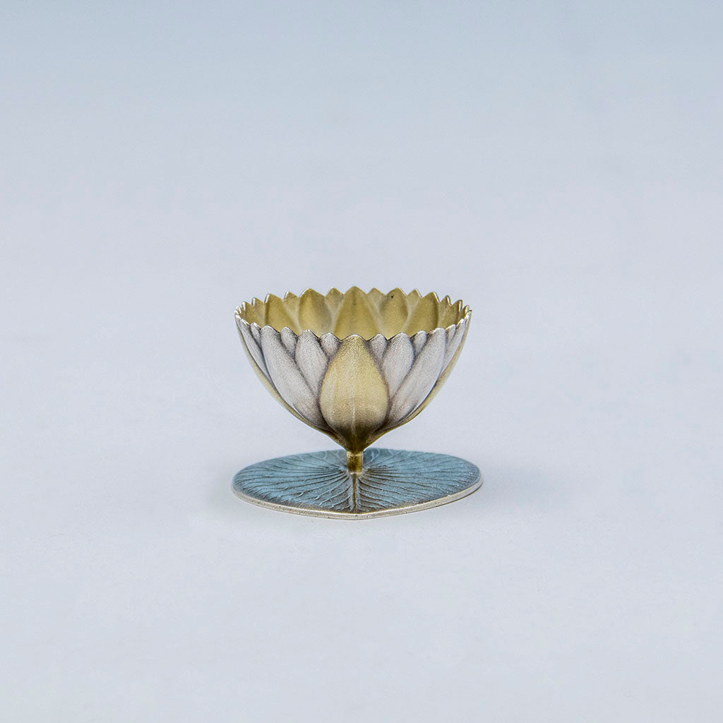 Single detail of Pair Whiting Antique Silver Water Lily Figural Salts, NYC, NY, c. 1890